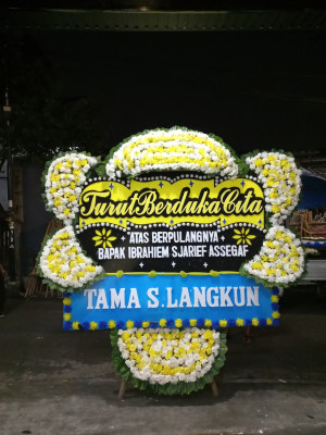 Papan Bunga Duka di Klender